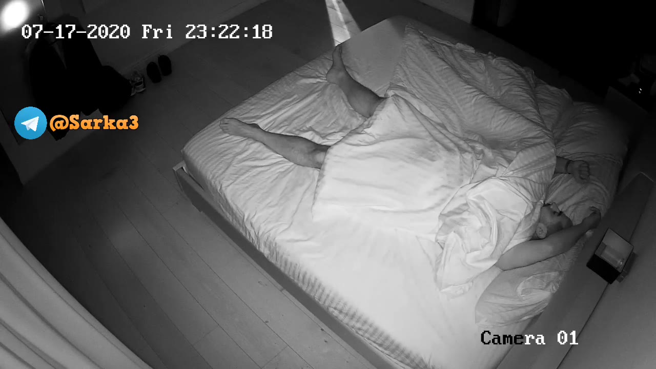 Tamil Hot Sex Hidden Camera — A Hungry Horny Babe Making her Hubby for Nxt Rnd Such a Juicy babe Need Big Bull Exclusive Spycams